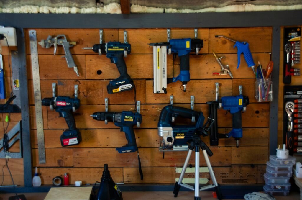 The Best Lighting and Electrical Tools for Every Homeowner
